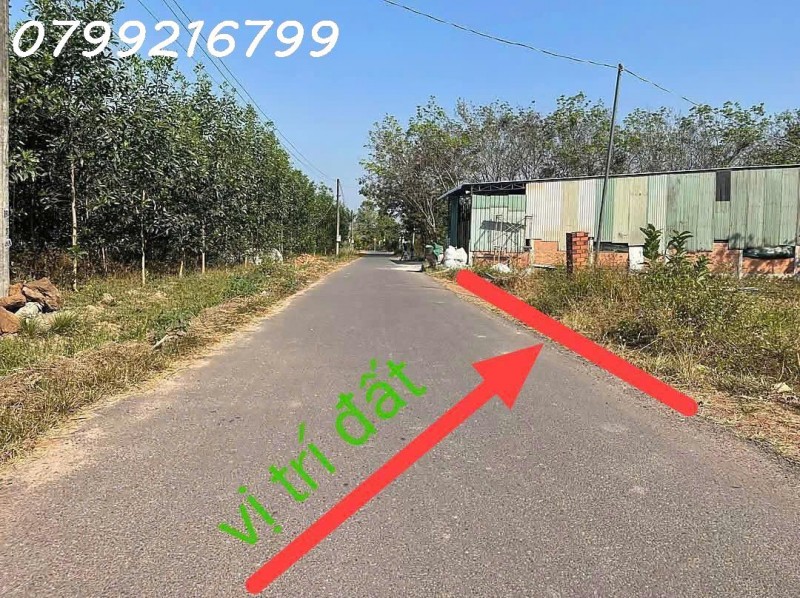 Đất nền giá rẻ sổ riêng thổ cư 1 sẹc Phùng Hưng An Viễn giá bán 1 tỷ 1/nền.LH 0799 216 799 em Trinh.