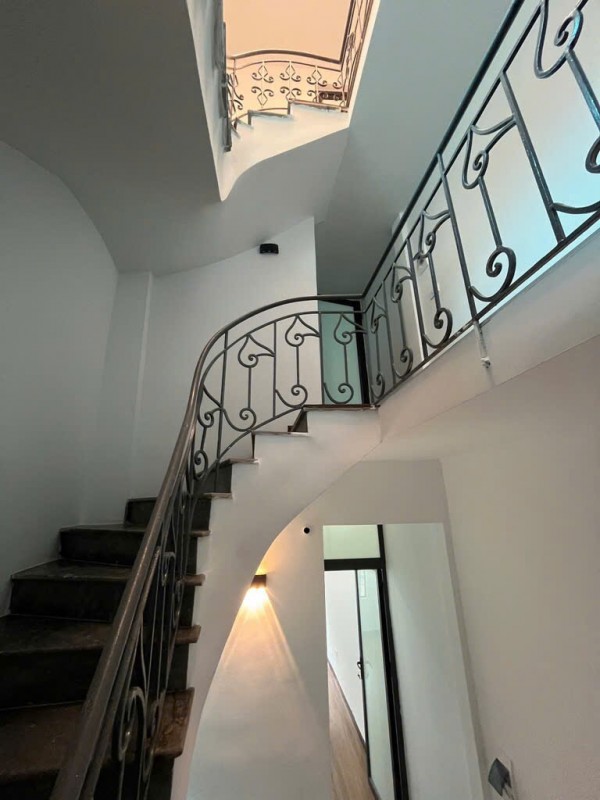TRƯƠNG ĐỊNH-DT38M x 5 TẦNG, QUANH 5 TỶ-Ô TÔ QUA NHÀ- LÔ GÓC-2 THOÁNG-FULL NỘI THẤT