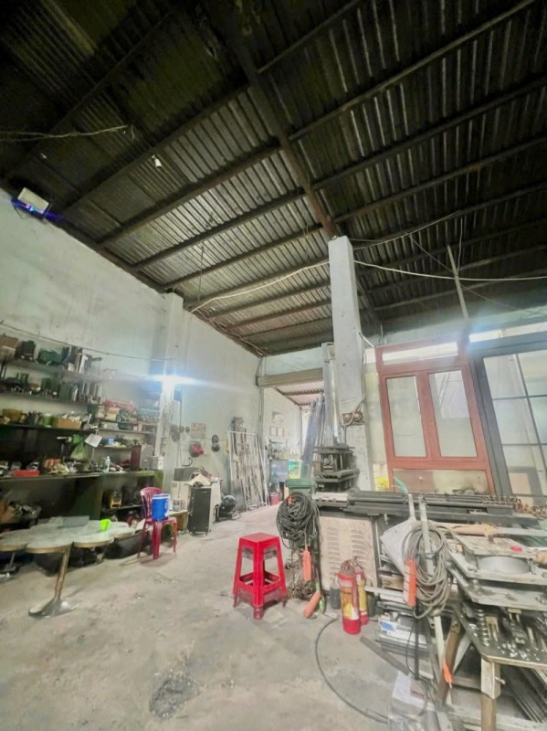 Bán nhà  Cấp 4, Hẻm xe hơi 8m Lê Văn Quới, DT: 8x20m, tiện xây, giá 13.9 tỷ.