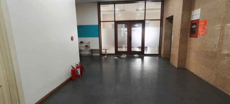 Bán căn chung cư Duplex 108m tại 137 Nguyễn Văn Cừ, giá siêu hợp lý chỉ hơn 5 tỷ còn tl. LH