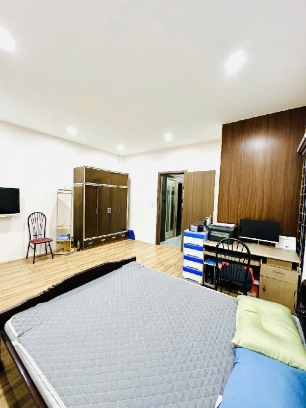 Bán nhà mặt ngõ kinh doanh phố Kim Mã Ba Đình, ngõ nông, mặt tiền 5.2m, 47m, 10.4 tỷ