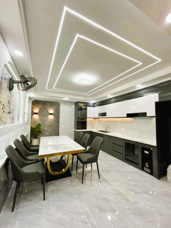 TÂN PHÚ – 4X16 – 5 TẦNG – ĐƯỜNG XE HƠI – FULL NỘI THẤT – CHỈ 8,X