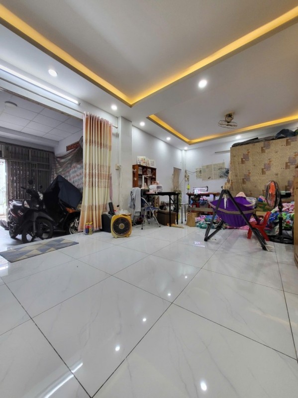 Căn Nhà 2 Tầng, 110m², Nguyễn Văn Công, Gò Vấp - Chỉ 8.5 Tỷ! Sổ Hồng Chính Chủ