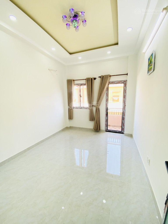 Bán nhà ngay Bình Đông hẻm xe hơi, Q. 8, 4x13m, 4 PN, giá nhỉnh 4 tỷ