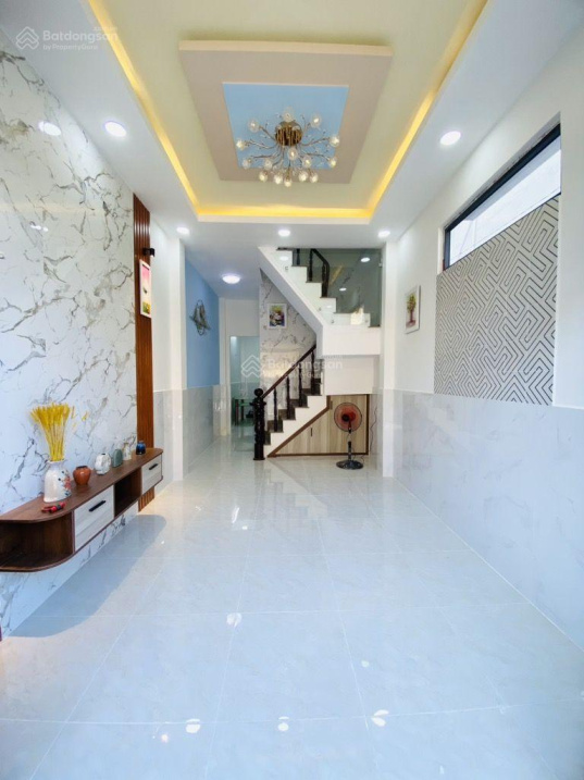 Bán nhà ngay Bình Đông hẻm xe hơi, Q. 8, 4x13m, 4 PN, giá nhỉnh 4 tỷ