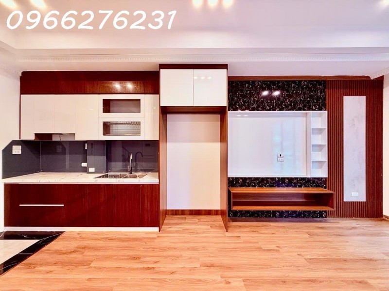 CẦN TÌM KHÁCH SN82- HOÀNG CẦU - 7 TẦNG THANG MÁY - Ô TÔ DỪNG ĐỖ - GẦN HỒ 13,8 TỶ