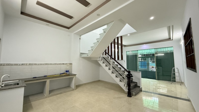 GIÁ RẺ, Bán nhà chợ Phạm Văn Bạch, 60m2 Ngang 5m, 4.75tỷ TL 0964364745