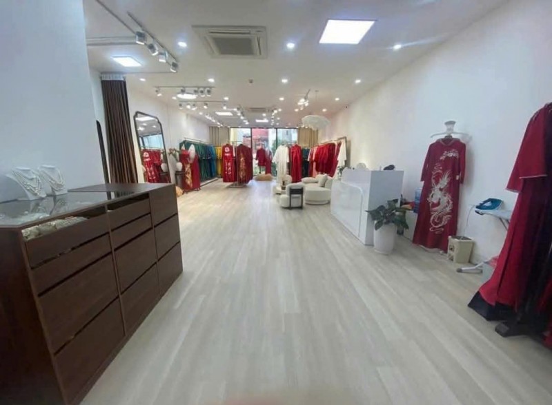 BÁN NHÀ PHÂN LÔ NGUYỄN VĂN HUYÊN, ÔTÔ TRÁNH, KINH DOANH ĐẮC ĐỊA, 75M2 NHỈNH 26TỶ