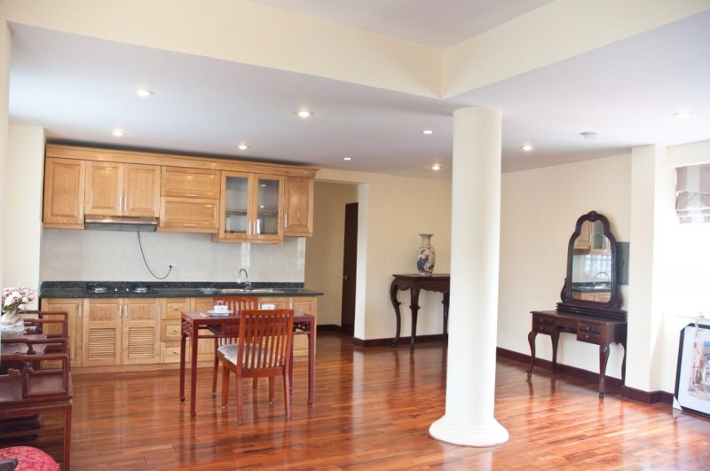 Bán nhà mặt phố Lê Văn Hưu, 110m2, 10 tầng thang máy mới đẹp, 110 tỷ, kinh doanh đỉnh