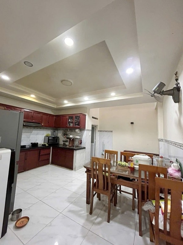 Bán Nhà 3 Tầng Mặt Tiền 5m,  Nguyễn Văn Nghi, Gò Vấp - Chỉ 6.5 Tỷ
