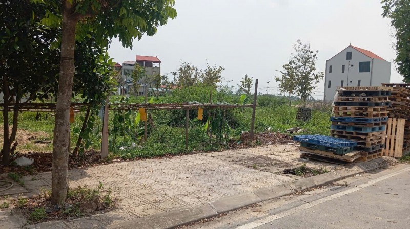 BÁN ĐẤT THUẬN THÀNH. 130M2 * MT 8M * 3,2 TỶ. LÔ GÓC, Ô TÔ TẢI TRÁNH.