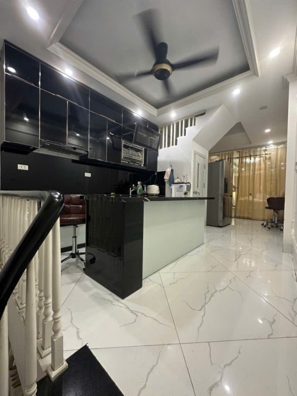 Bán nhà phố Nguyến An Ninh mặt ngõ rộng, ô tô vào nhà, 5 tầng, 50m2, giá tốt
