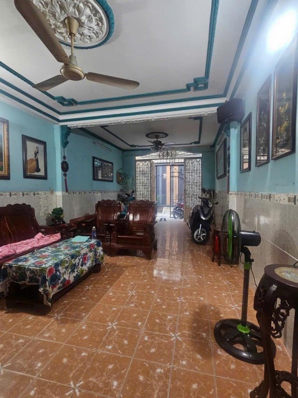 BÁN NHÀ GẦN GÒ DẦU, QUẬN TÂN PHÚ, HẺM XE HƠI, 68M2, NHỈNH 5 TỶ