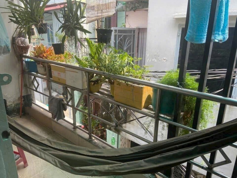 Chỉ 4.1 tỷ sở hữu: nhà chính chủ Nơ Trang Long, QBT - 3.5 x 10m - 2 tầng - tiện xây mới - 0898787897