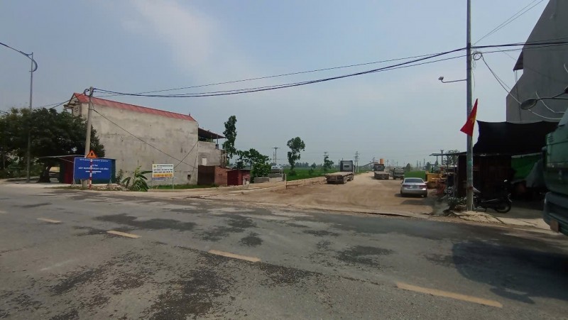 BÁN ĐẤT GIA BÌNH, BẮC NINH. 85M2 * MT 5M * 2,15 TỶ. Ô TÔ 7 CHỖ THÔNG.