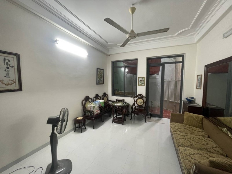 BÁN NHÀ MẶT HỒ LINH QUANG. ĐỐNG ĐA. 74M2 3 TẦNG GIÁ 23 TỶ- VỈA HÈ 2 BÊN KINH DOANH BẤT CHẤP.-  ÔTÔ