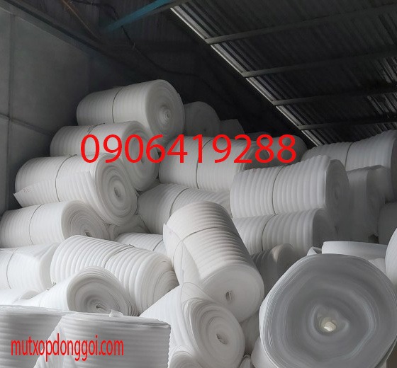 Màng xốp pe quấn hàng nội thất chống va đập giá rẻ