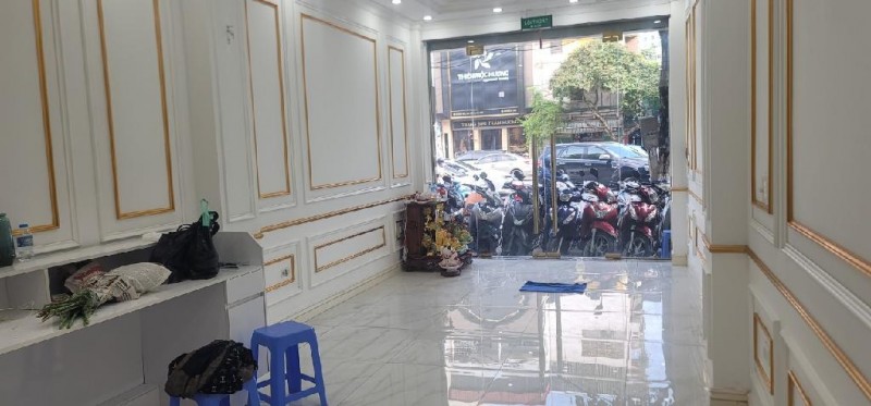 Nhà đẹp Vân Canh đường Trịnh Văn Bô 36m2 7 tầng thang máy Gara oto