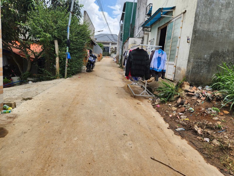 CẦN BÁN CHUNG CƯ HOÀNG HOA THÁM . P 10 - TP ĐÀ LAT
