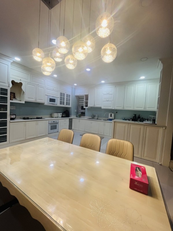 Bán Biệt Thự Mini 159 m2, 3 tầng, đường N10, P. Phú Hữu, Q.9, 159m², giá 23 tỷ