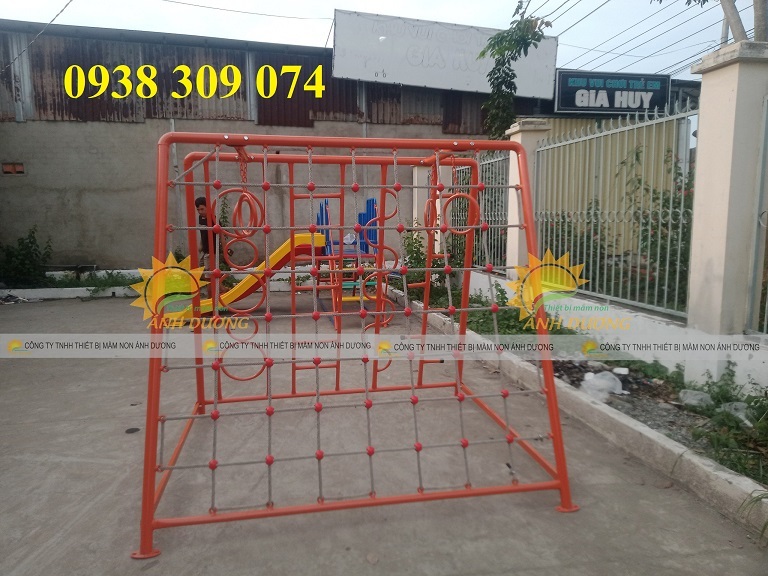 Thang leo mầm non,khung leo cho bé,khung leo trèo vận động