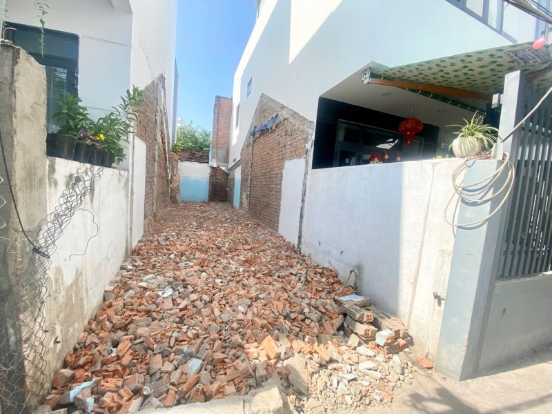 BÁN LÔ ĐẤT HẺM XE MÁY ĐƯỜNG ĐỒNG NAI, NHA TRANG.