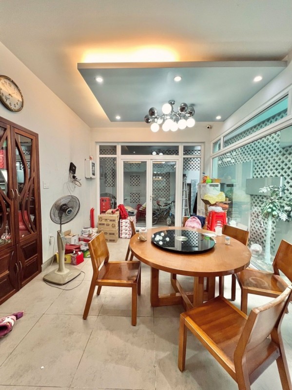 Bán nhà 3 tầng, 175m², 3PN, 4WC, Linh Đông, Thủ Đức - 16.8 tỷ
