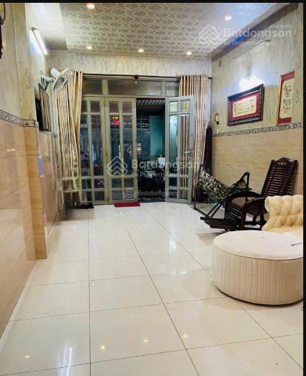 Bán nhà ngay Dương Bá Trạc - P. 2 - Quận 8 - ngang 4 x22 m, 4 tầng nhỉnh 10 tỷ