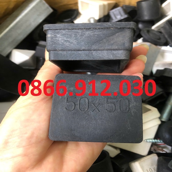 Nút bịt cao su vuông 50mm, nắp bịt nhựa vuông 50x50mm