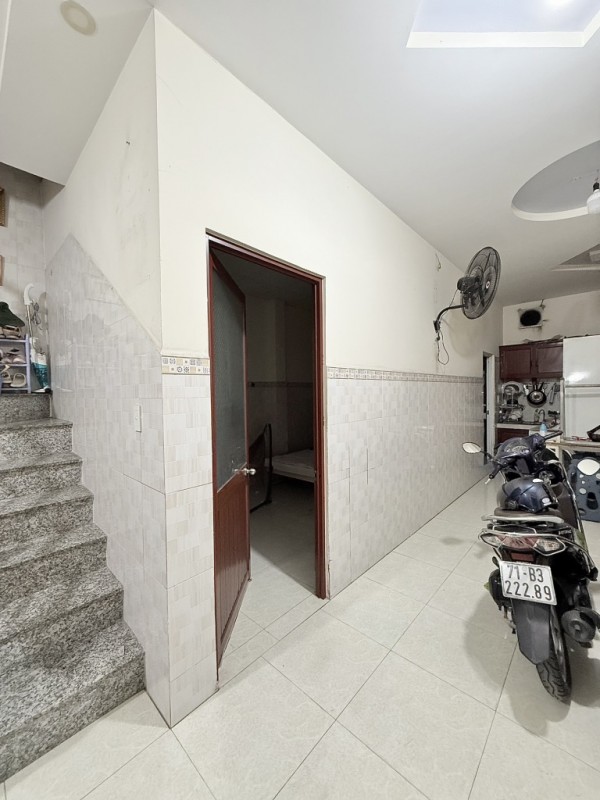 BÁN NHÀ 3 TẦNG BTCT - HẺM 6M - 62M - TÊN LỬA BÌNH TÂN - NHỈNH 4 TỶ