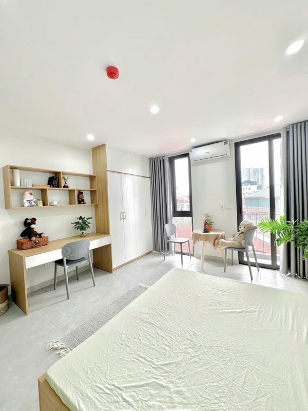 Bán tòa CCMN 8 tầng thang máy phố Đội Cấn, Ba Đình, dòng tiền gần 2 tỷ/năm, 82m, 23.5 tỷ.