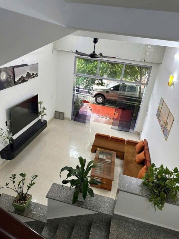 BÁN NHÀ 5 TẦNG, MẶT TIỀN LÊ THƯỚC, SÁT HỒ NGHINH. LH - 0905233234