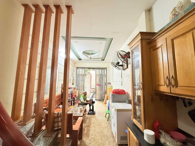 Bán Nhà 6 Tầng Hồ Tây - 2 Mặt Thoáng - Gần Phố - Gần Hồ Tây