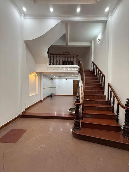 BÁN NHÀ VƯƠNG THỪA VŨ-THANH XUÂN-45M-5T-MT5-15.2TY. 
LH: 0982769586