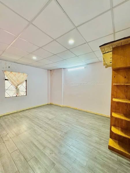 NGAY HÀNG XANH- HẺM XE HƠI 1 TRỤC - BẠCH ĐẰNG - 50M2 - NGANG 5M - CHỈ NHỈNH 5TỶ