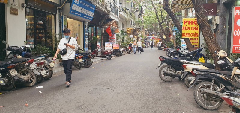 BÁN NHÀ MẶT PHỐ ẤU TRIỆU, HOÀN KIÉM. 50M2 MT 6M GIÁ 46 TỶ- TINH HOA PHỐ CỔ, DÒNG TIỀN 