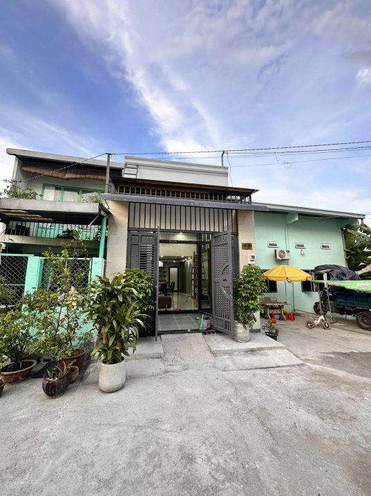 Nhà đẹp 4x16m hẻm 6m, Ngã Tư Ga gần Gò Vấp, lên sân bay gần