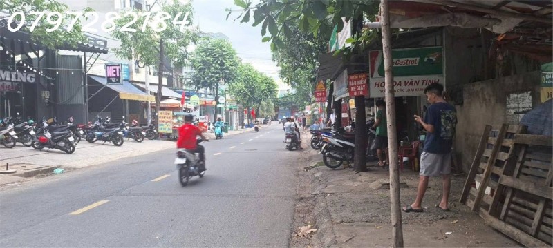 Bán nhà Đường Lã Xuân Oai,Lê Văn Việt Quận 9, giá 9,29 tỷ, diện tích 90 m2, ngang 5m, 4 tầng.