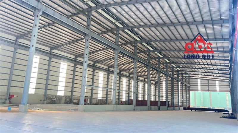 XT045 nhà xưởng sản xuất xị mạ, xử lý bề mặt. khung thép kiên cố, thời gian thuê lâu dài