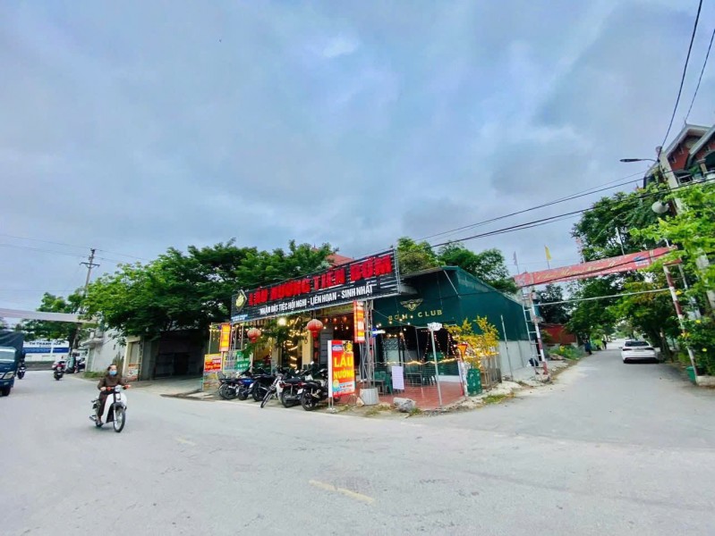 CHÍNH CHỦ MÌNH CẦN SANG NHƯỢNG TOÀN BỘ QUÁN ĂN TẠI THỊ TRẤN TÂN PHONG - QUẢNG XƯƠNG - THANH HÓA.