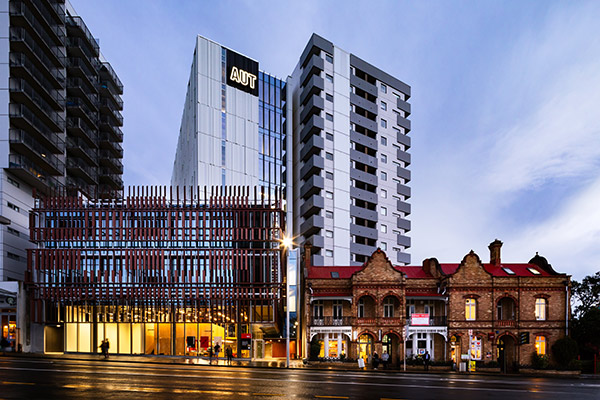 Thạc Sĩ Điều Dưỡng Tại Aut (New Zealand) Với Lộ Trình Định Cư Rõ Ràng 