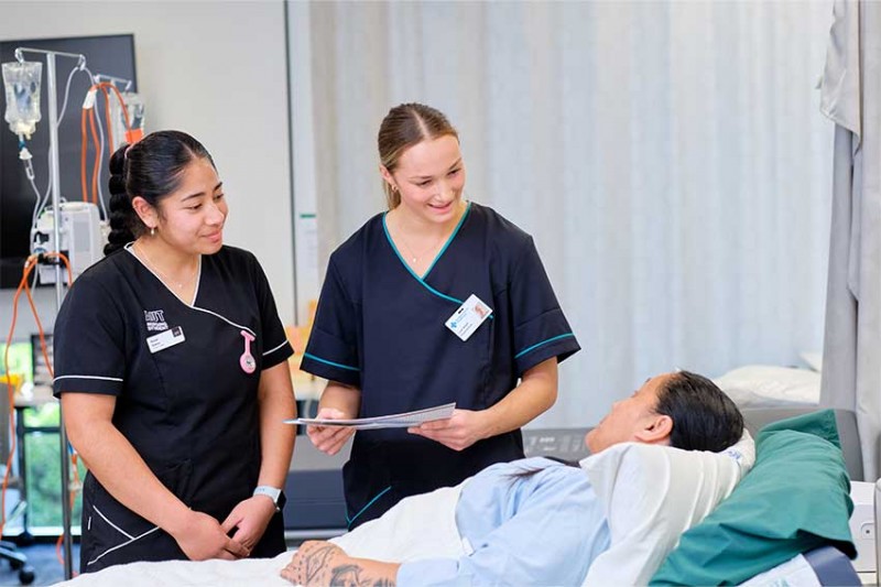 Thạc Sĩ Điều Dưỡng Tại Aut (New Zealand) Với Lộ Trình Định Cư Rõ Ràng 