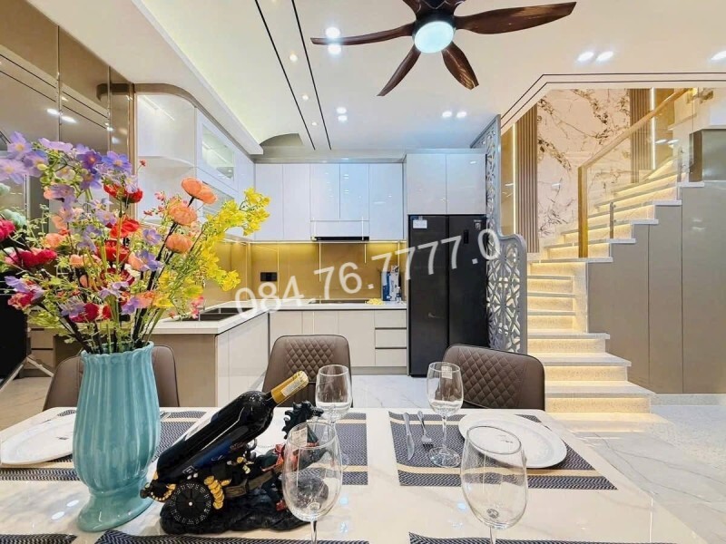 BÁN NHÀ 6 TẦNG, 54M2, 4.6x12m, NGÕ QUANG TRUNG, GÒ VẤP - GIÁ 11.8 TỶ - SỔ HỒNG CHÍNH CHỦ