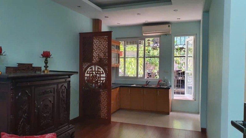 Chính chủ cần cho thuê căn hộ tập thể tầng 2 tại khu 7.2 ha Vĩnh Phúc - Ba Đình - Hà Nội