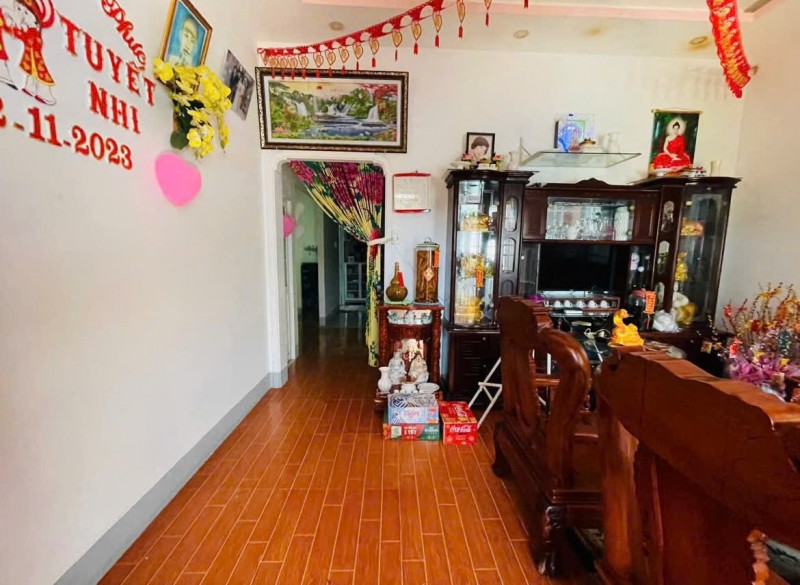 NHÀ ĐẸP - ĐẦU TƯ SINH LỜI - CHỦ Cần Bán Nhanh 
+ Giá bán: 1 TỶ Có Thương Lượng