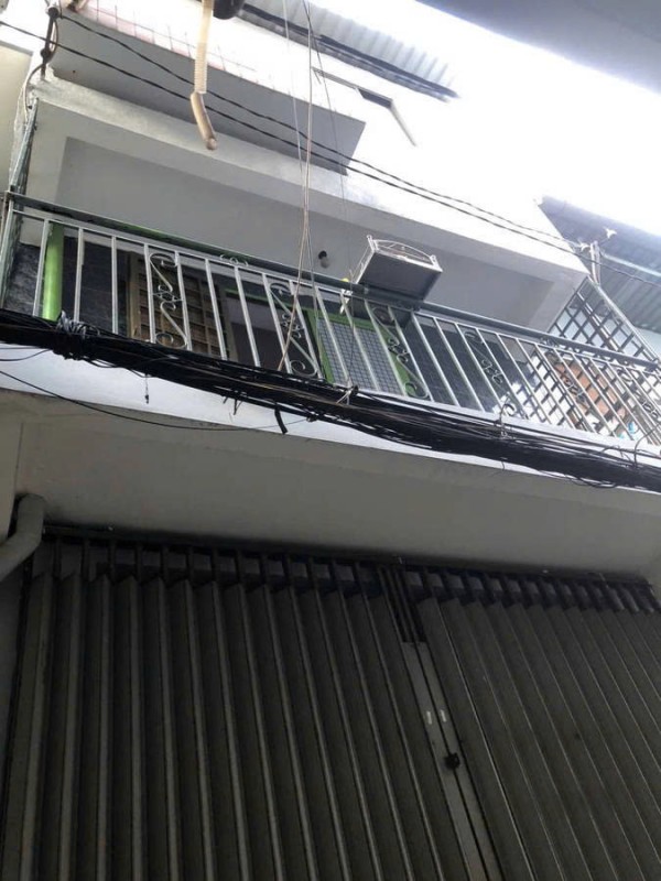 Bán nhà đang cho thuê 10tr có thể 30tr, p1Quận 10 gần chợ Hồ Thị Kỷ  60M2m,3T 5PN ,Khu KD– Phù hợp