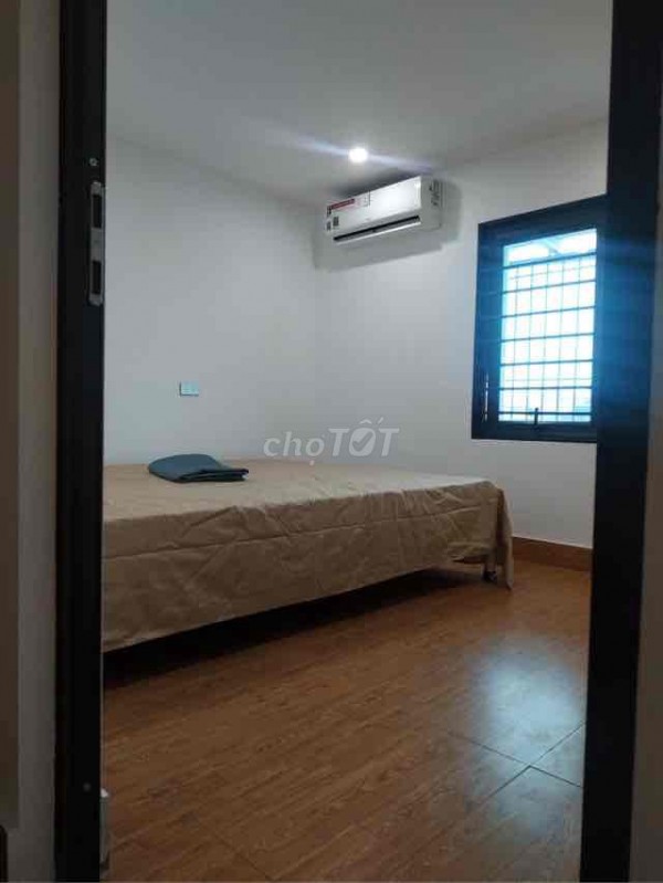 Cho thuê phòng trọ 4 người ở, 30m2, ngõ 235 Yên Hoà, Cầu Giấy