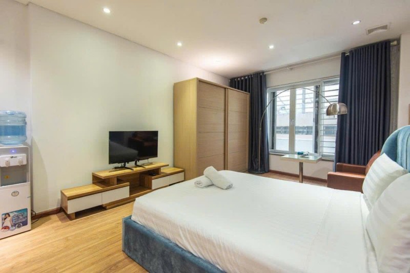 Mặt Phố Phan Kế Bính. Toà CCMN  98m2 , Vỉa Hè Rộng  , 17 phòng full nội thất, Sẵn Vận Hành , Dòng