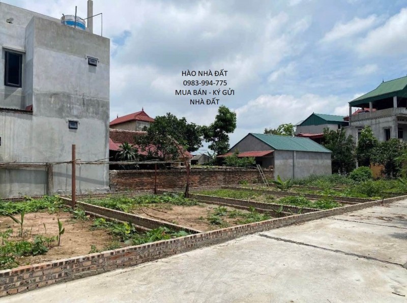 Bán đất Đa Tốn, Gia Lâm. 45m2 * mt 4m * 3,25 tỷ. gần ô tô, sát phố