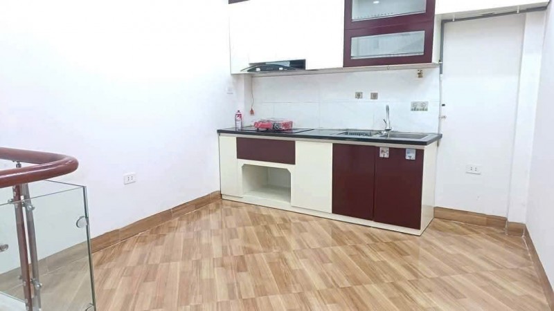 Cho thuê nhà ngõ ô tô tải Tân Triều KD kết hợp ở lại 42m2 x 4.5 tầng, 4 ngủ, 15 Triệu